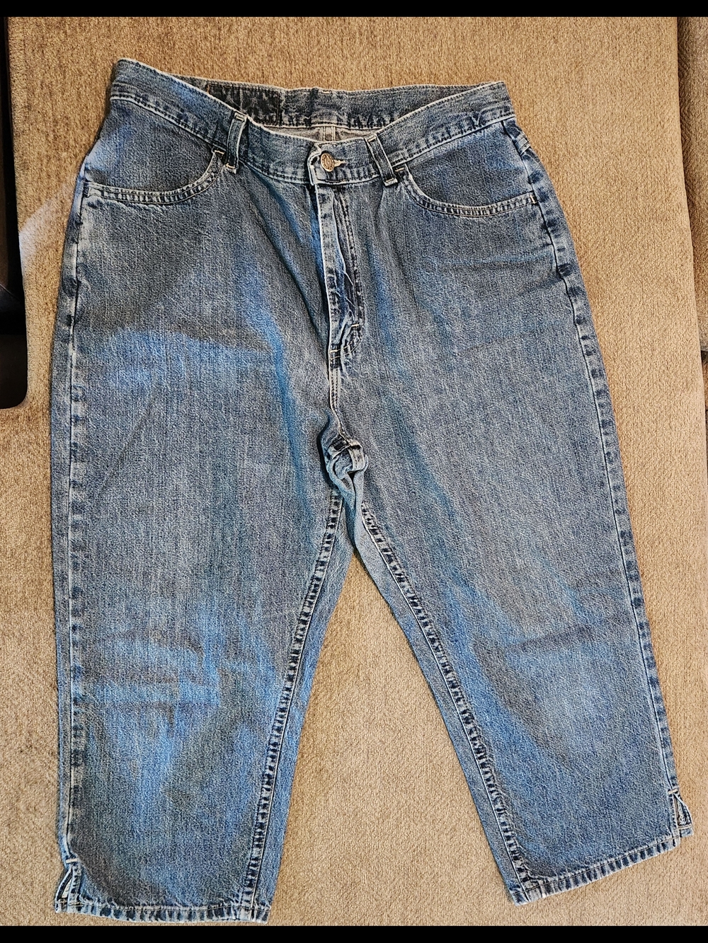Riders by Lee Relaxed Fit Light Blue Women's Capri Jeans 30" Waist